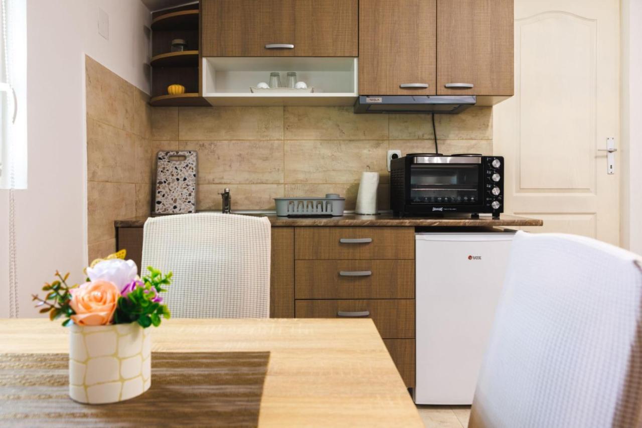 Apartmani Dordevic Golubac Extérieur photo